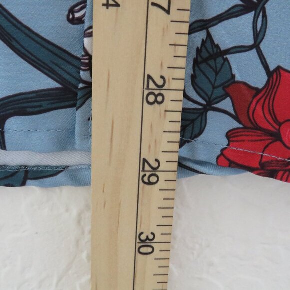 Boohoo* Men's Short Sleeve‎ Button Down Curved Hem Floral Shirt~ Size Medium - Picture 9 of 13